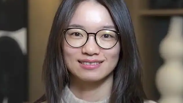 当代版洛阳纸贵 《王的猜想》一报难求热搜配图